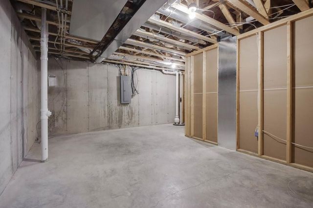 3981 High View Drive, Eau Claire, WI 54703