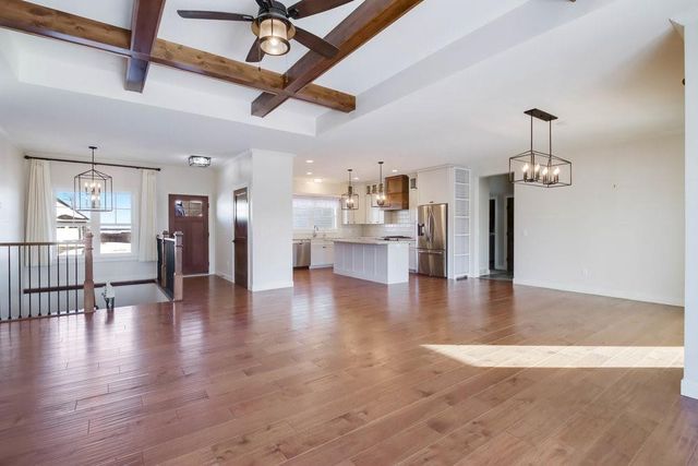 3981 High View Drive, Eau Claire, WI 54703