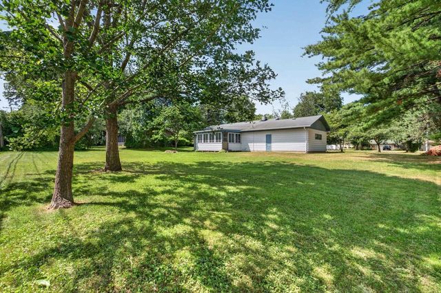 5509 Raymond Road, Madison, WI 53711