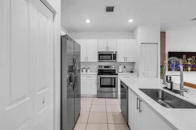 4613 NW 118th Avenue 4613, Coral Springs, FL 33076