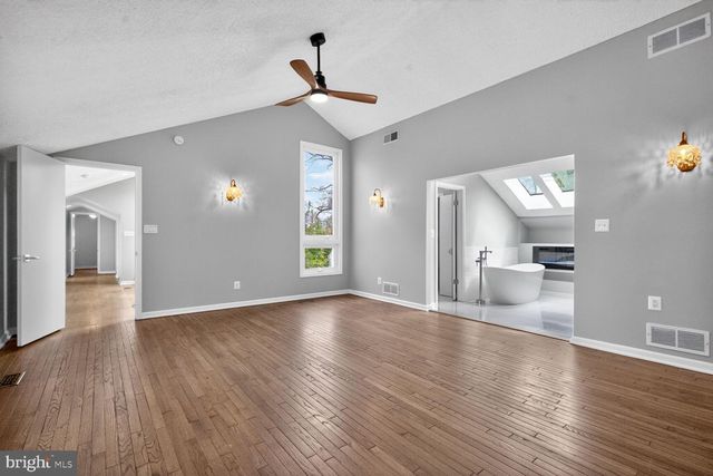 1526 PARK LN, Pasadena, MD 21122