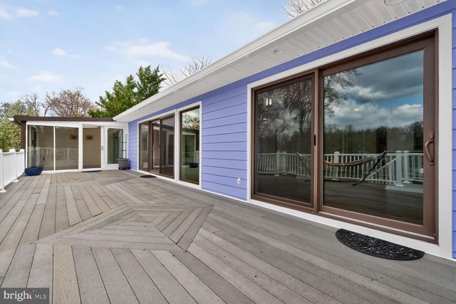 1526 PARK LN, Pasadena, MD 21122
