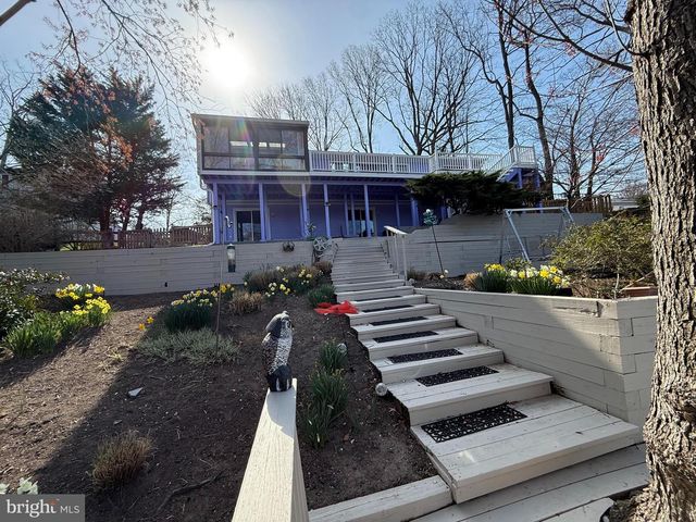 1526 PARK LN, Pasadena, MD 21122
