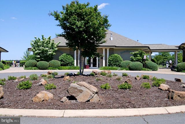 42628 EMPEROR DR, Brambleton, VA 20148