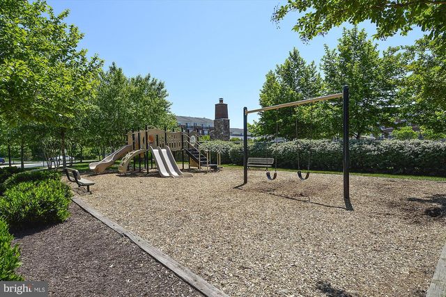 42628 EMPEROR DR, Brambleton, VA 20148