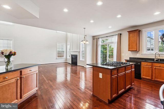 42628 EMPEROR DR, Brambleton, VA 20148