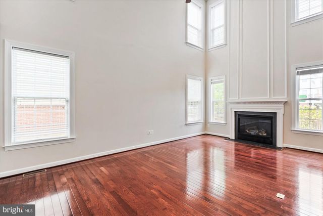 42628 EMPEROR DR, Brambleton, VA 20148