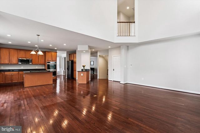 42628 EMPEROR DR, Brambleton, VA 20148