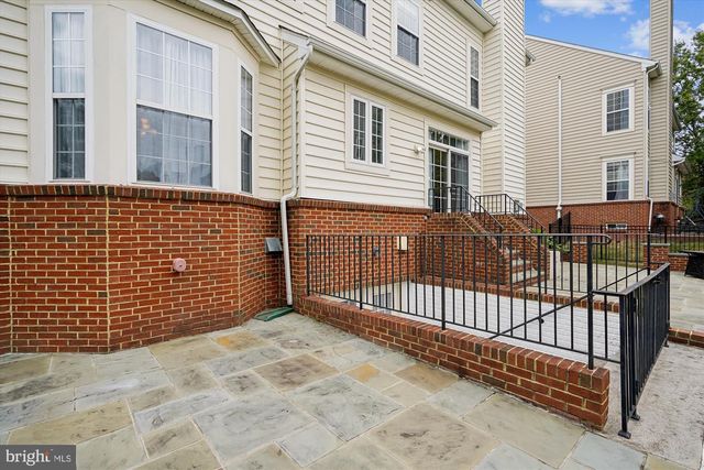 42628 EMPEROR DR, Brambleton, VA 20148