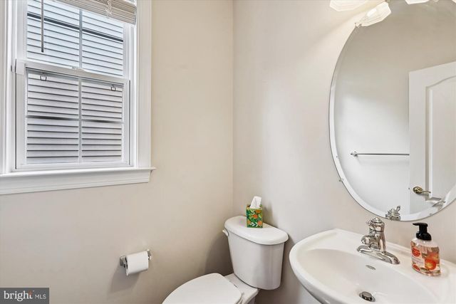 42628 EMPEROR DR, Brambleton, VA 20148