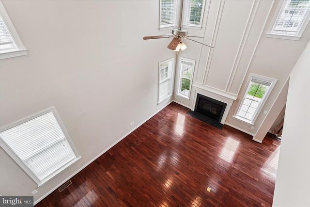 42628 EMPEROR DR, Brambleton, VA 20148