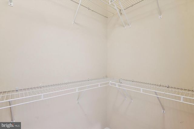 42628 EMPEROR DR, Brambleton, VA 20148