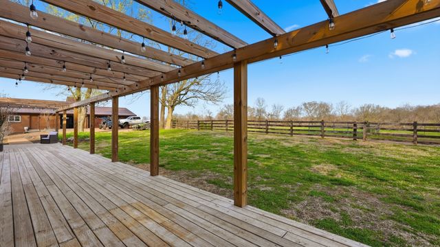 2830 Lockertsville Rd, Ashland City, TN 37015