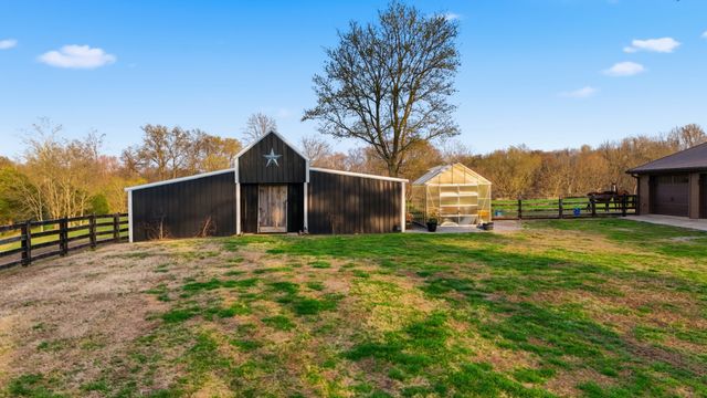 2830 Lockertsville Rd, Ashland City, TN 37015