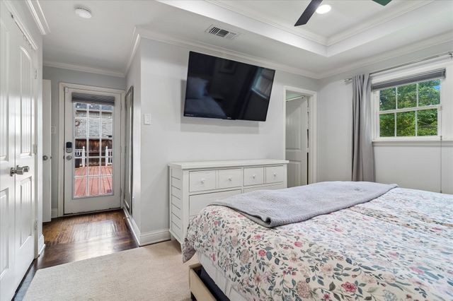 9836 Gooding Drive, Dallas, TX 75220