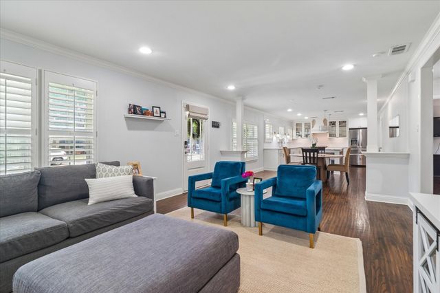 9836 Gooding Drive, Dallas, TX 75220
