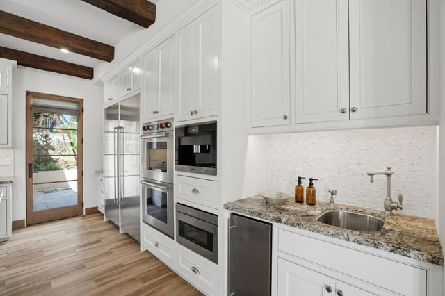 19534 Montevina Road, Los Gatos, CA 95033