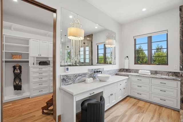 19534 Montevina Road, Los Gatos, CA 95033