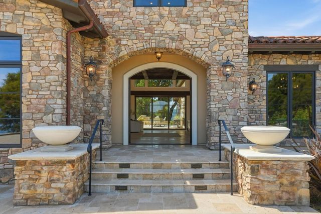 19534 Montevina Road, Los Gatos, CA 95033