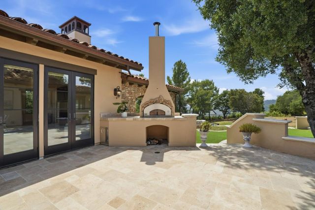 19534 Montevina Road, Los Gatos, CA 95033