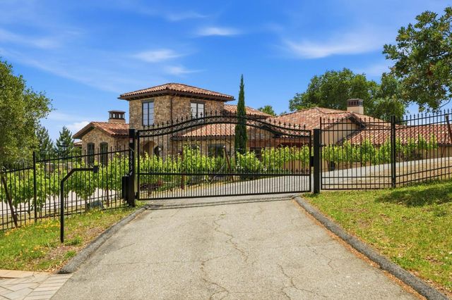19534 Montevina Road, Los Gatos, CA 95033