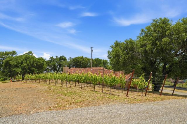 19534 Montevina Road, Los Gatos, CA 95033