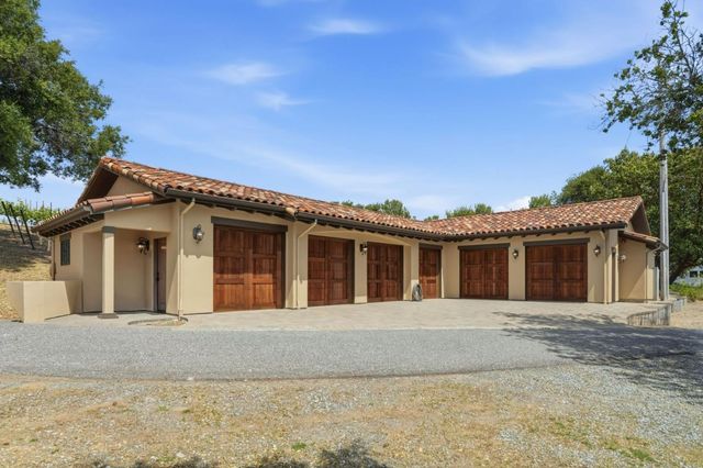19534 Montevina Road, Los Gatos, CA 95033