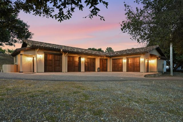 19534 Montevina Road, Los Gatos, CA 95033