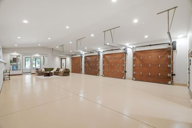 19534 Montevina Road, Los Gatos, CA 95033