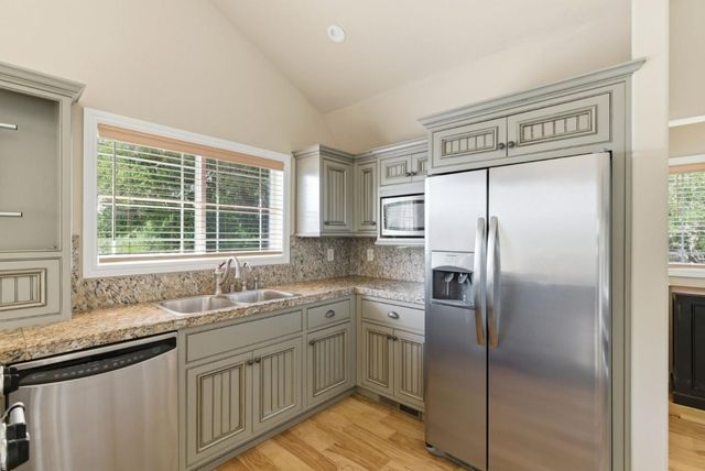 19534 Montevina Road, Los Gatos, CA 95033