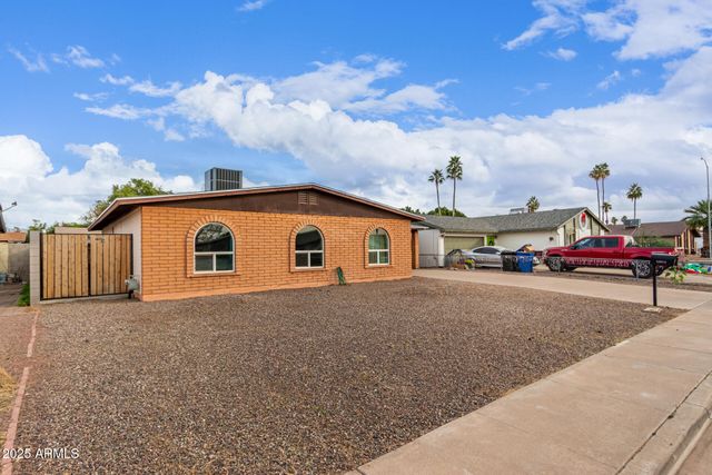 861 S TOLTEC --, Mesa, AZ 85204