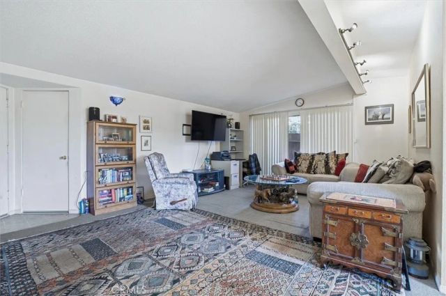 212 E Orchard, Santa Maria, CA 93454