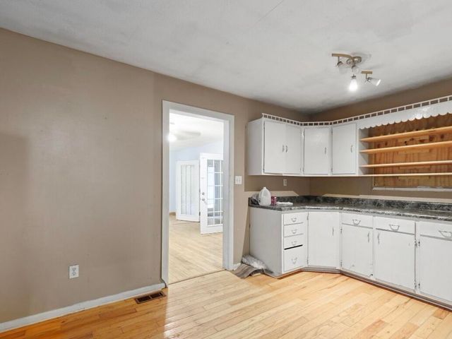 1831 Fish Trap Road, Manchester, KY 40962