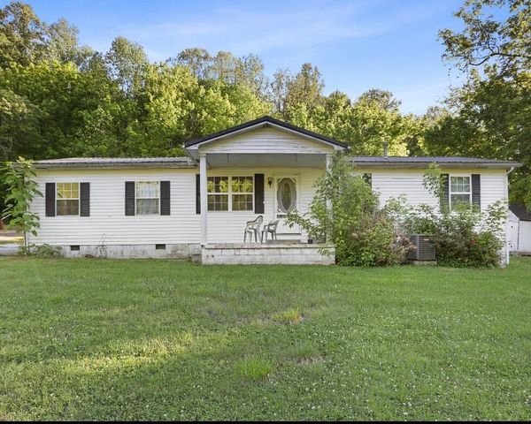 1831 Fish Trap Road, Manchester, KY 40962