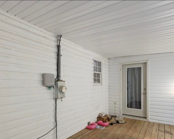 1831 Fish Trap Road, Manchester, KY 40962