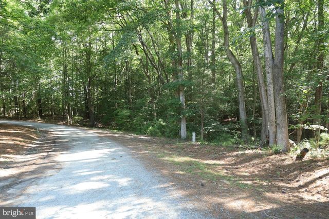 0-36B 1 D 8 POINT ANNE DR, Hartfield, VA 23071