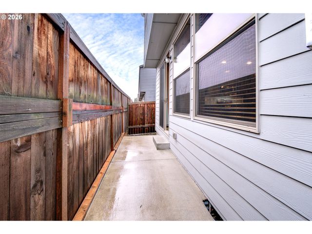 11517 Ne 124TH Pl, Vancouver, WA 98682