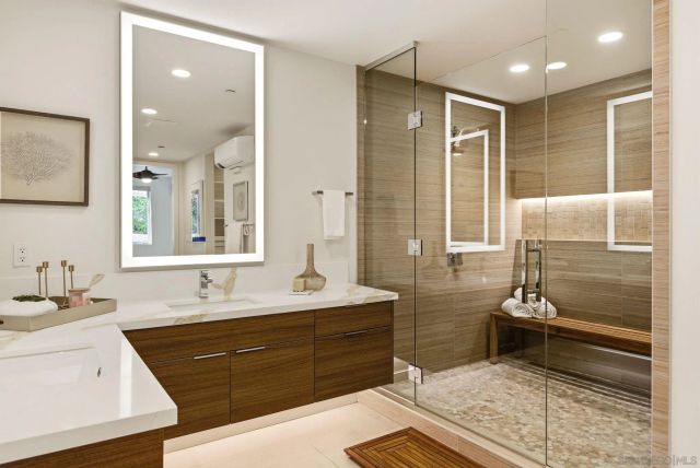 2501 State Street 205, Carlsbad, CA 92008