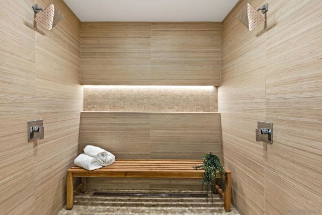 2501 State Street 205, Carlsbad, CA 92008