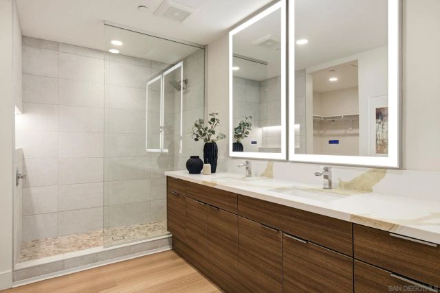 2501 State Street 205, Carlsbad, CA 92008