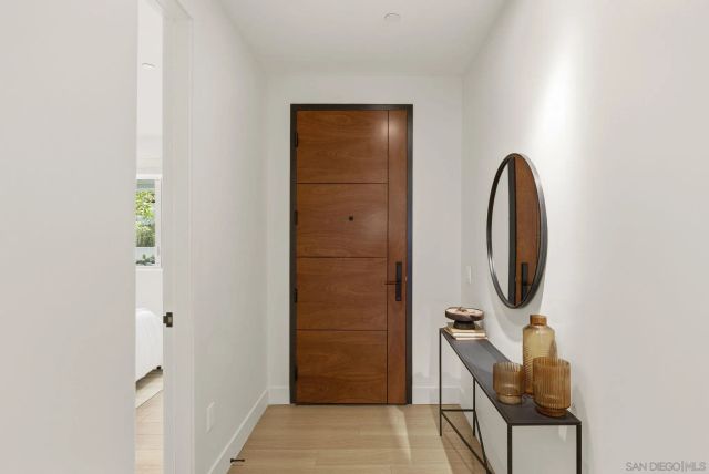 2501 State Street 205, Carlsbad, CA 92008