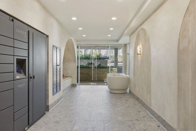 2501 State Street 205, Carlsbad, CA 92008