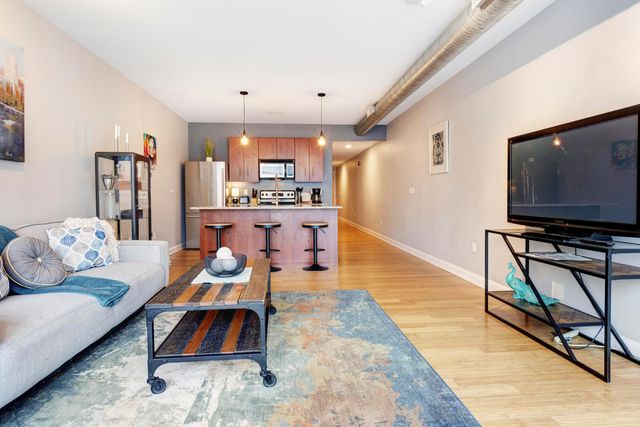 100 E Gay Street, 303, Columbus, OH 43215