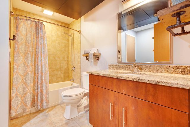 100 E Gay Street, 303, Columbus, OH 43215