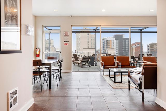 100 E Gay Street, 303, Columbus, OH 43215