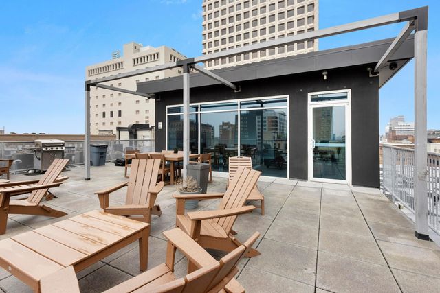 100 E Gay Street, 303, Columbus, OH 43215