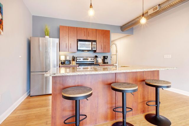 100 E Gay Street, 303, Columbus, OH 43215