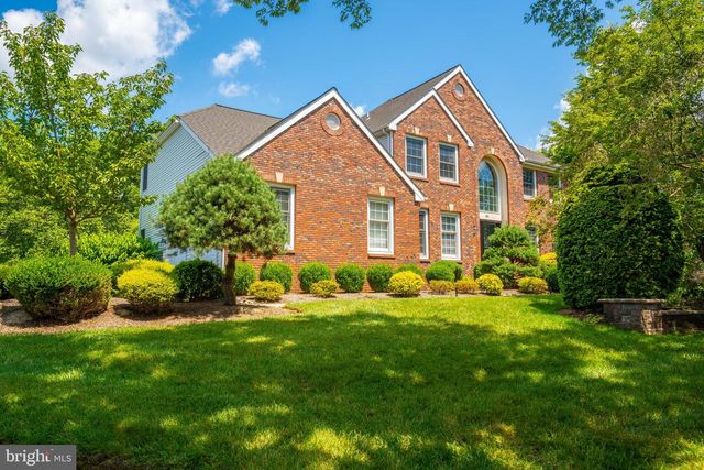 31 SAPPHIRE DR, West Windsor, NJ 08550