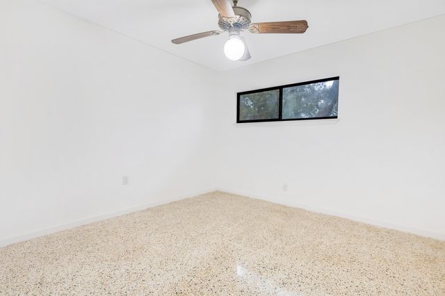 2 Warwick Drive, Shalimar, FL 32579