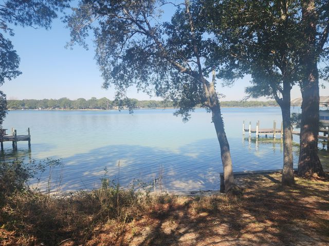 2 Warwick Drive, Shalimar, FL 32579